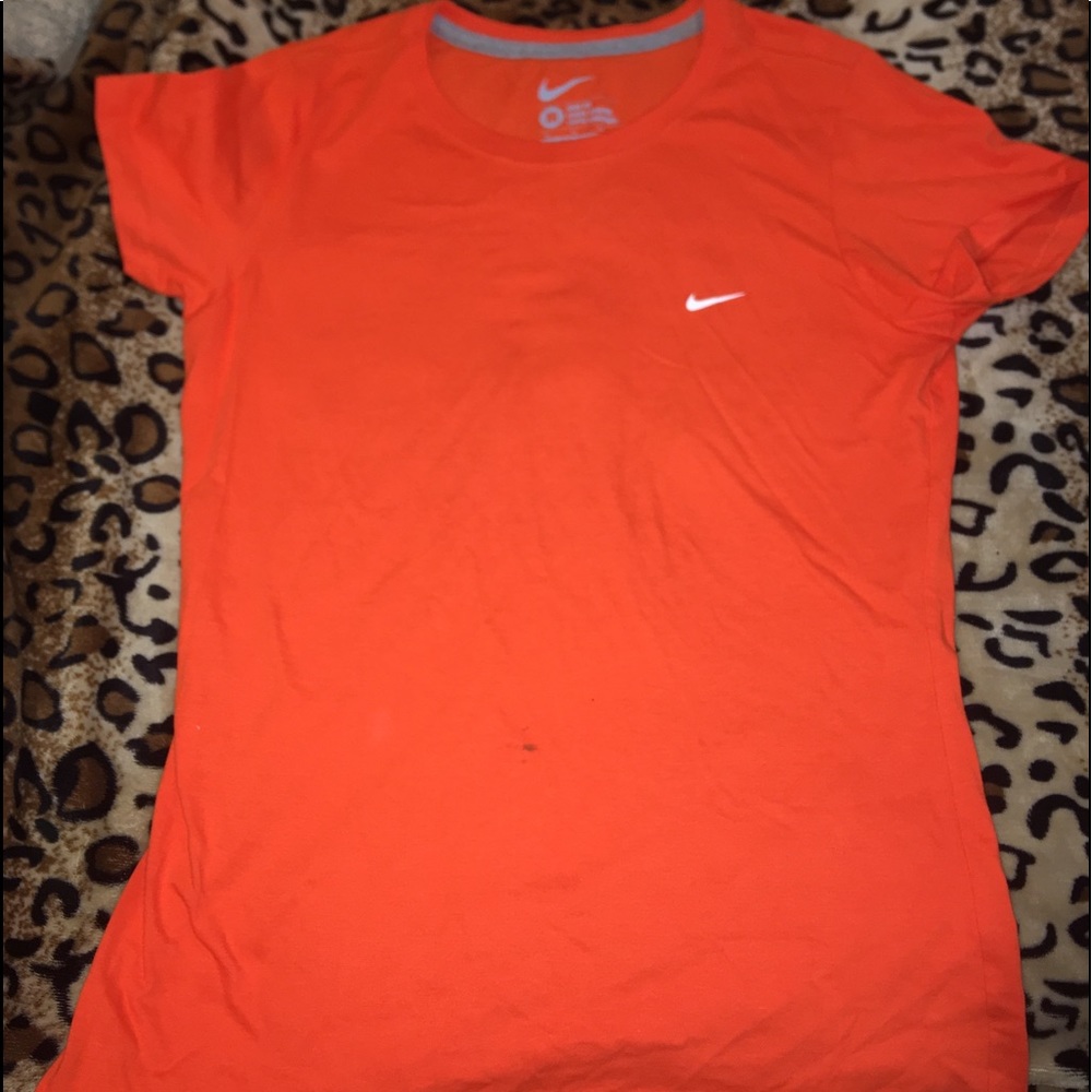 WOME Nike Tshirt